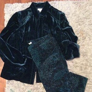 Emerald green women’s suit set